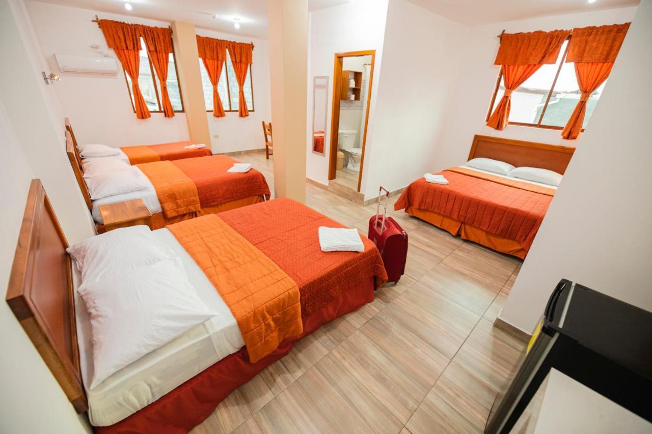 Hostal Gardner Galapagos ปูแอร์โตอาโยรา ภายนอก รูปภาพ
