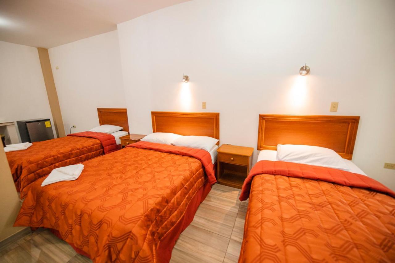 Hostal Gardner Galapagos ปูแอร์โตอาโยรา ภายนอก รูปภาพ