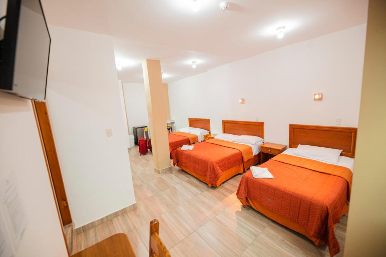 Hostal Gardner Galapagos ปูแอร์โตอาโยรา ภายนอก รูปภาพ