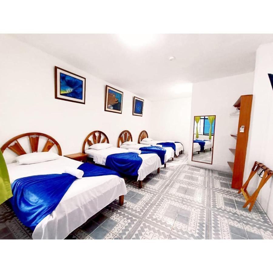 Hostal Gardner Galapagos ปูแอร์โตอาโยรา ภายนอก รูปภาพ